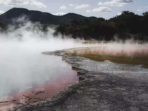 champagne pool rotorua-thermal-springs-2-676ff0c246458