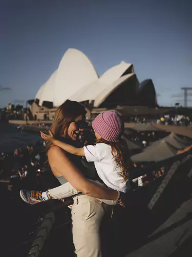 Sydney travel itinerary - family picture in front of the Opera